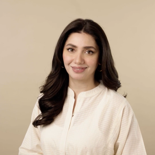 ماهیرا خان
